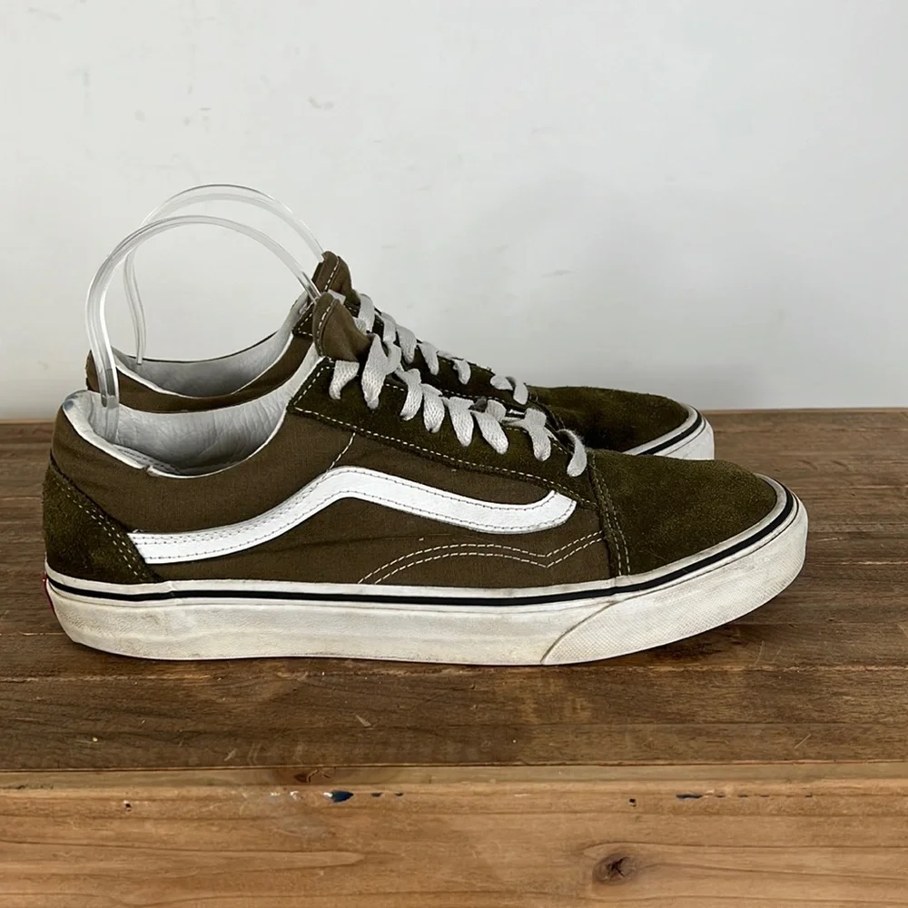 Vans olive green white suede classic low sk8 skater athletic shoes mens size 9